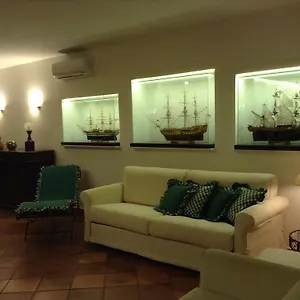 https://i-tre-velieri-the-three-ships.taorminaitalyhotels.com